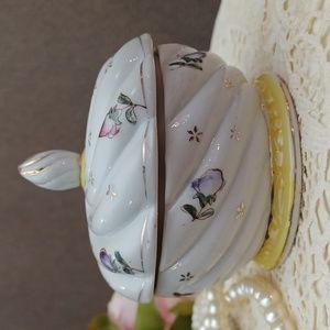 Vintage Porcelain Trinket Box Jewelry Dish Powder Room Vanity Dish Vanity decor